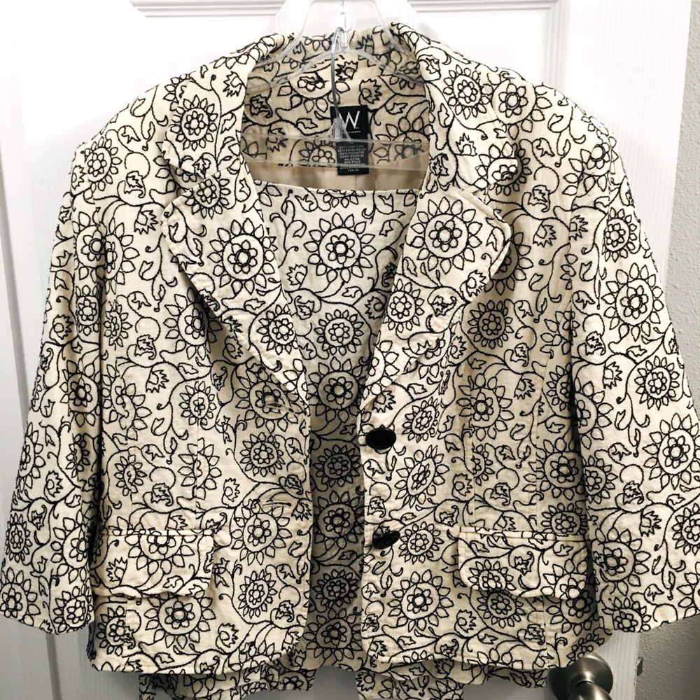 W WORTHINGTON SKIRT SUIT
